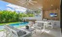 142 NE Wavecrest Way Photo