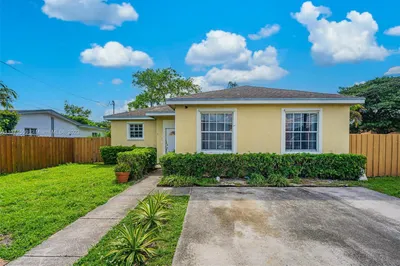 5940 NW 19th Ave 1