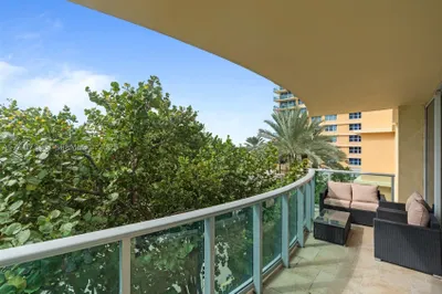 2501 S Ocean Dr #426 1