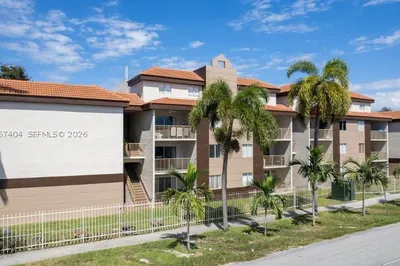 15201 SW 80th St #207 1