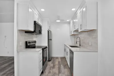 3045 Cornwall C 1
