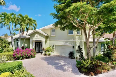 111 Victoria Bay Court 1