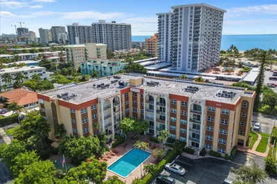 400 N Riverside Dr #308 1