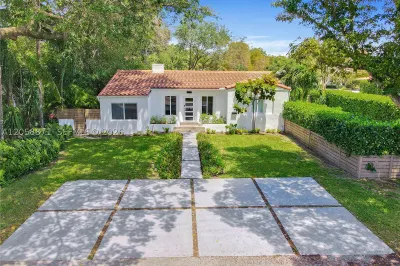 101 NW 100th St 1