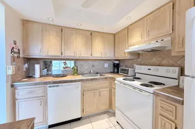 2800 NW 47th Terrace #106B 1