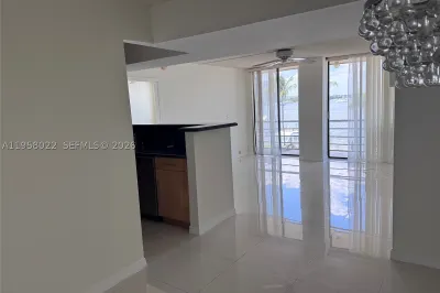 2821 N Miami Beach Blvd #3L 1