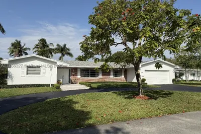 13790 SW 80th Ave 1