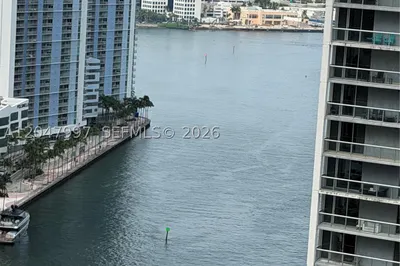 500 Brickell Ave #2907 1