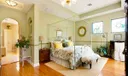 1 Glencairn Court Photo