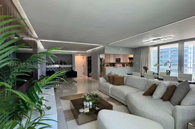 5750 Collins Ave #7A 1