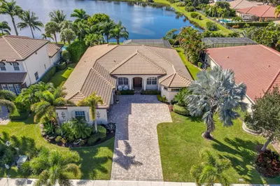 270 Rudder Cay Way
