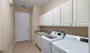 7536 SE Laque Circle Photo