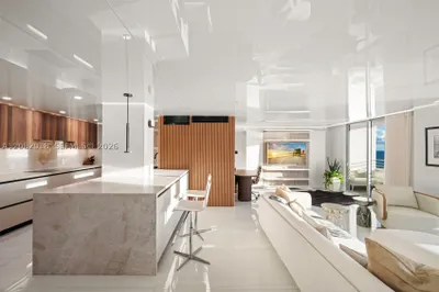 5555 Collins Ave #16H 1