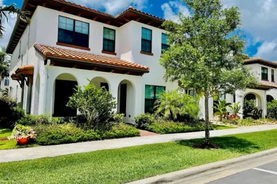 1079 Faulkner Ter Terrace 1
