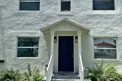 2111 SW 14th Ter #F 1