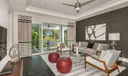 1050 SE Faulkner Ter Terrace Photo