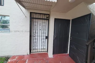 6600 W 2nd Ct #15 1