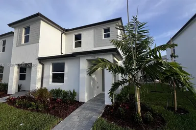 15583 SW 277 #15583 1