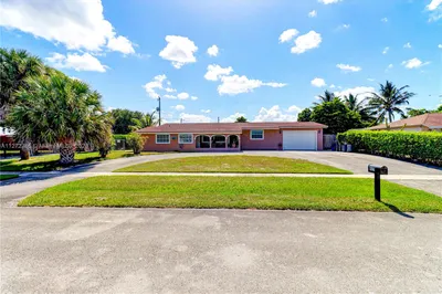 927 Scott Dr 1