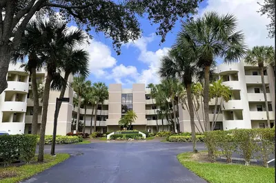 5800 Camino Del Sol #207