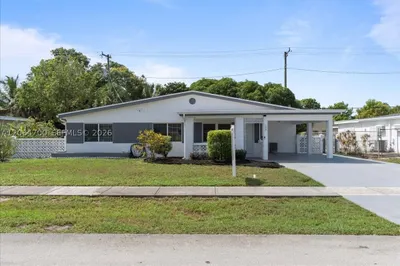 3820 NW 5th St 1