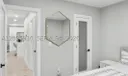 331 W 40th Pl Photo