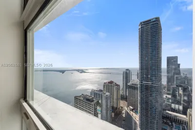 950 Brickell Bay Dr #5507 1