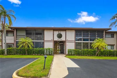 9930 S Belfort Cir #105 1