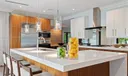 250 W San Marino Dr Photo