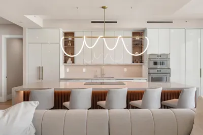 LIVING_TO_KITCHEN_STRAIGHT_D