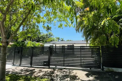2250 SW 23rd St 1