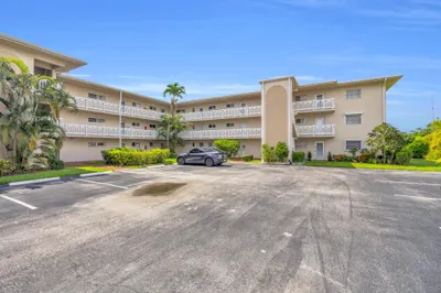 2724 Garden Drive S #108 1