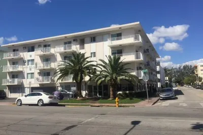 1420 Pennsylvania Ave #304 1