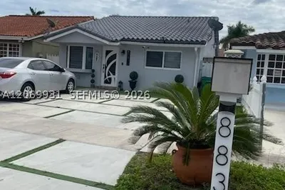 8830 NW 115th St 0 1