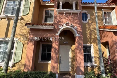 620 SW 107th Ave #702 1
