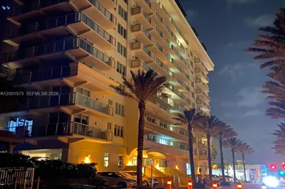 9499 Collins Ave #308 1