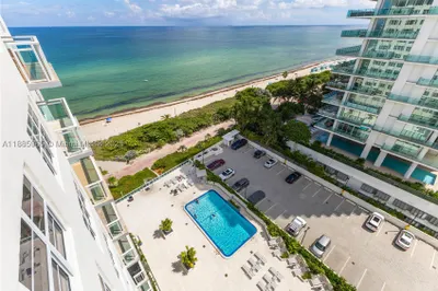 6917 Collins Ave #1505 1