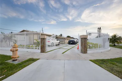 2830 NW 184th St 1