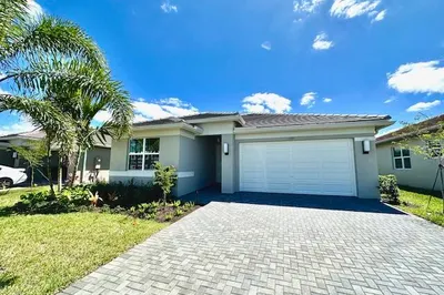 11785 SW Oceanus Boulevard 1