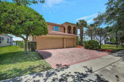16210 SW 49th Ct 1
