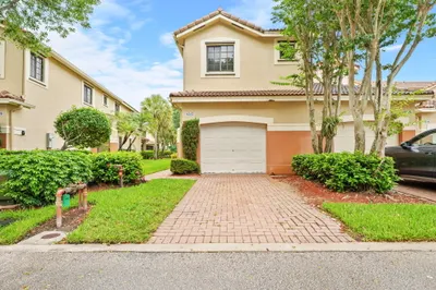 4212 Vineyard Circle 1