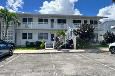 2000 NE 51ST Court #110 1