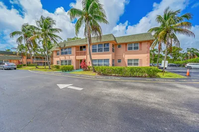 760 SE 2nd Avenue #H105 1