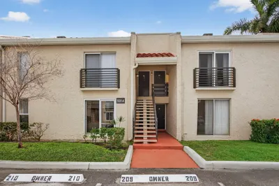 5314 NE 6TH Avenue #F20 1