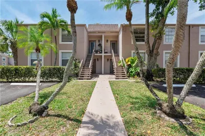 1050 NW 80TH Avenue #102 1
