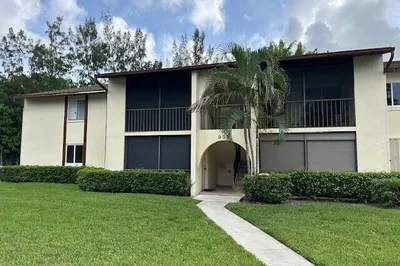 4871 Sable Pine Circle 1