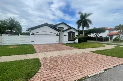 15571 SW 183 Ln 1