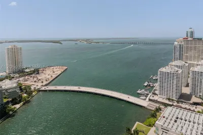 495 Brickell Ave #5309 1