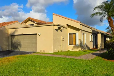 566 Village Lake Drive 1