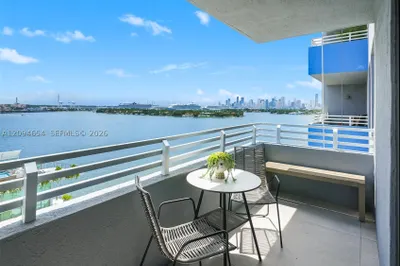 1330 West Ave #1506 1